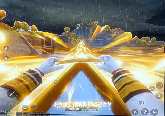 Instagram post by @houstonkingboy for PUBG MOBILE. Caption reads: [...] FOR MORE AWESOME CONTENT😈 #partner....