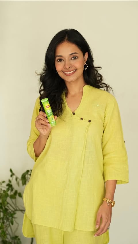 Instagram post by @rupalsinghchauhan for Lipton. Caption reads: [...] small habit you can actually stick to.....