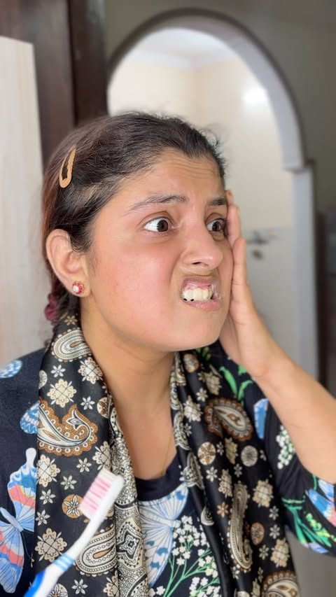 Instagram post by @zufiscooking for Oral-B. Caption reads: [...] bhi thik se Saaf nhi hote tho switch to....