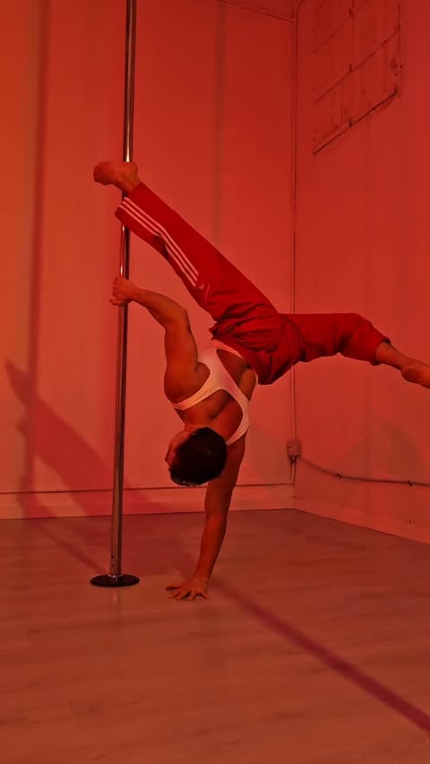 Instagram post by @jf.poledance for OKSA Wear. Caption reads: [...] starting this first collaboration with....