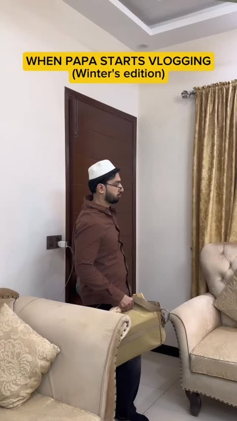 Instagram post by @waqas_gm_ for Knorr. Caption reads: [...] 😍
 
#WaqasGM #memes #vlogs 
#KhiEatxKnorr....