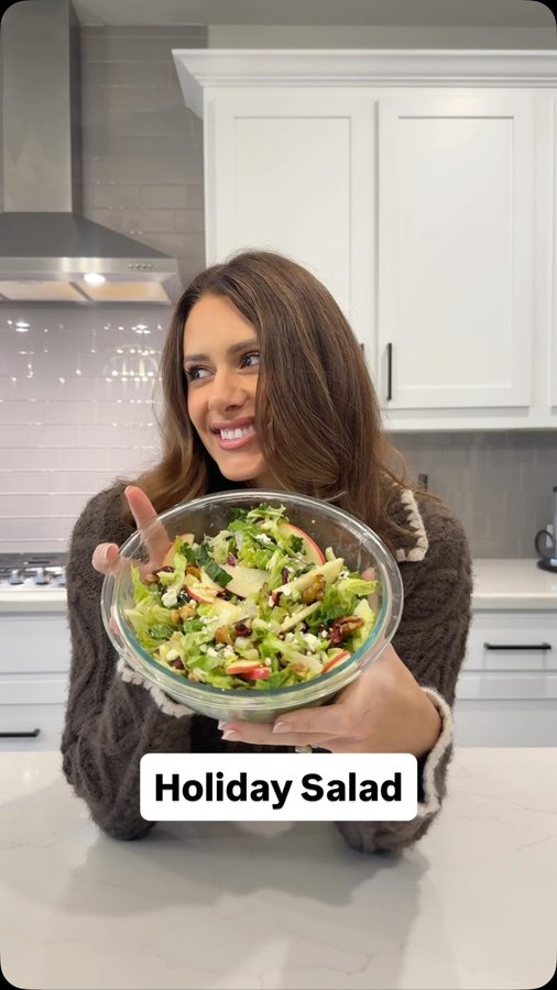 Instagram post by @movinwithmandy for Taylor Farms. Caption reads: The easiest Honey Citrus Salad from....