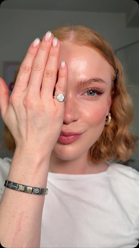 Instagram post by @bethanralloyd for Eylure. Caption reads: [...] and the lashes I used to use? Always Eylure....