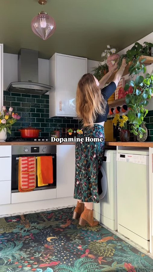 Instagram post by @the_shoestring_home for Patch Plants. Caption reads: [...] all know how @valsparpaintuk and....