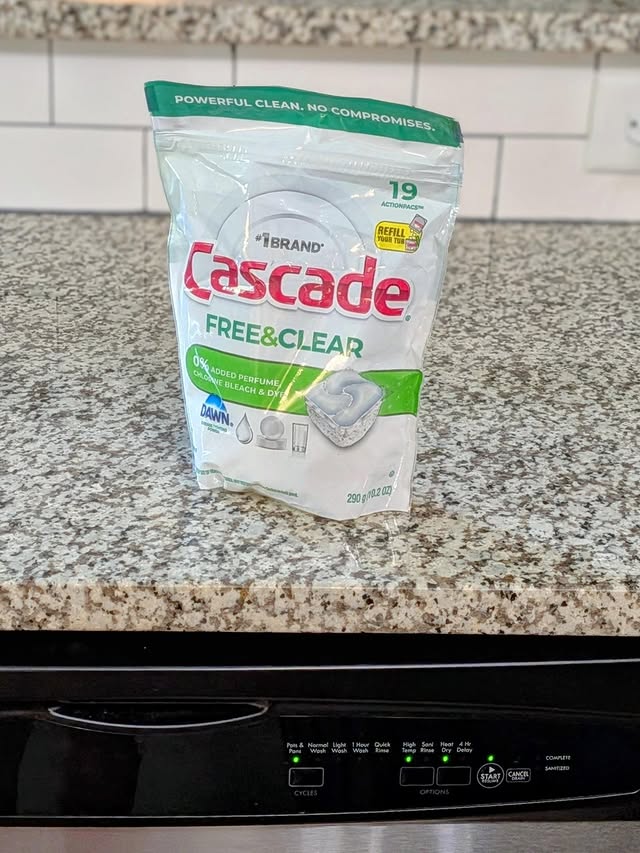 Instagram post by @officialjenc for Cascade. Caption reads: Cascade has free and clear dishwasher packs!! No....