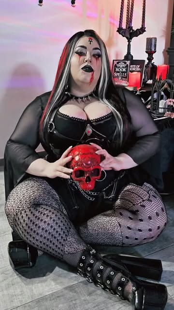 Instagram post by @ladychiara86 for Snag. Caption reads: [...] @rgothicofficial Tights were gifted by....