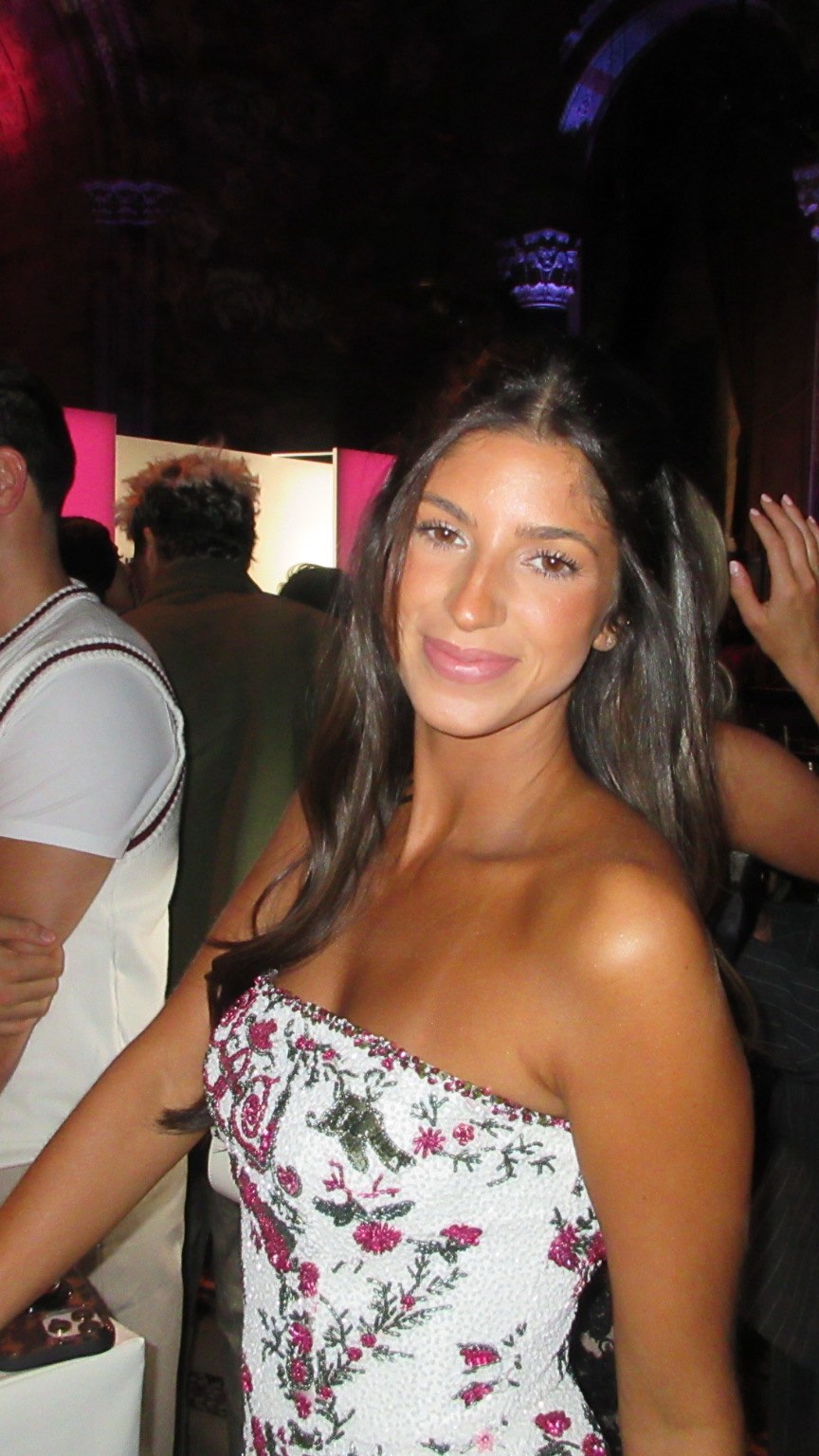 Instagram post by @donamariambassat for Sherri Hill. Caption reads: Another moment for the dress 🎀💐🩰…

@sherrihill.