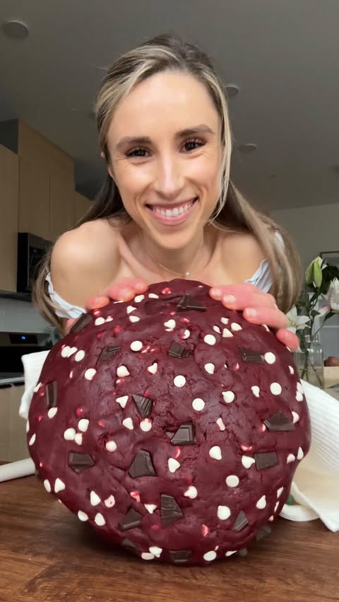 Instagram post by @jeshastevens for State Farm. Caption reads: #statefarmpartner Red velvet cookies AND homemade....