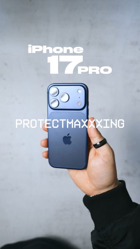 Instagram post by @giusetup for TORRAS. Caption reads: [...] . #tech #iphone #apple #iphone17pro #torras....