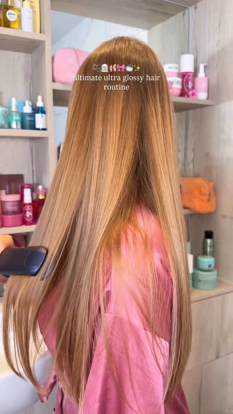 Instagram post by @byemmaleah for Space NK. Caption reads: the glossiest of all gloss routines....