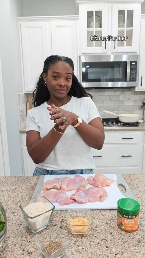 Instagram post by @gabeflowers for Knorr US. Caption reads: Making weeknight dinner extra flavorful with....