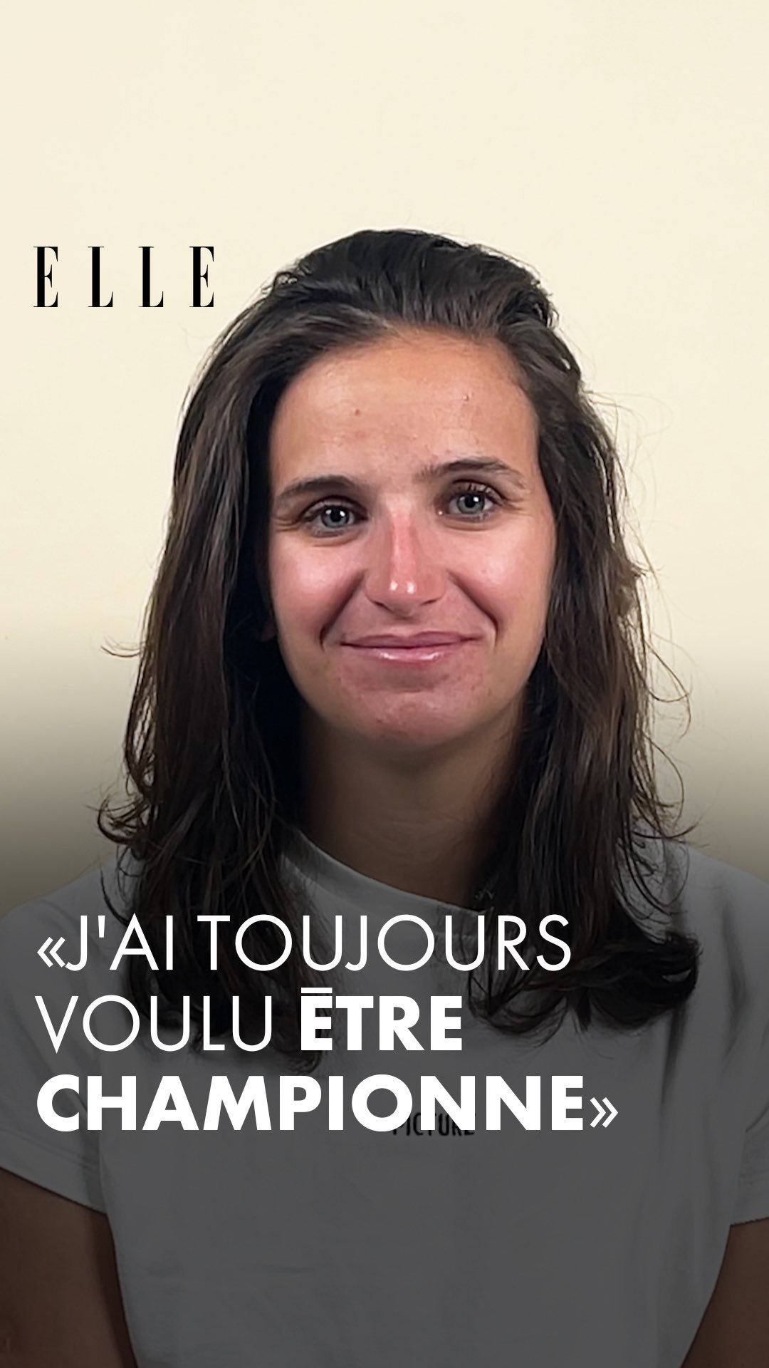 Instagram post by @julia_.simon for Volvo Cars. Caption reads: Sur les skis depuis son plus jeune âge, Julia....