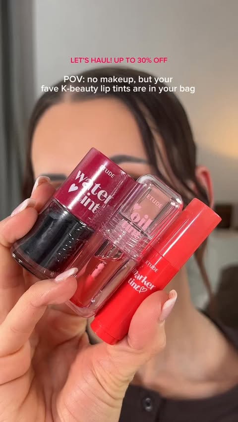 Instagram post by @_cloebeauty for ETUDE. Caption reads: [...] finds during @ultabeauty spring Haul! •....