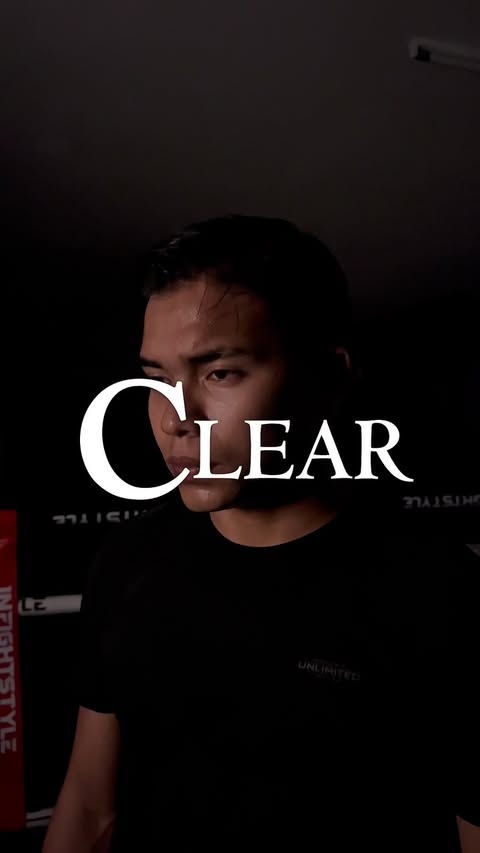 Instagram post by @kabilanjelevan for Clear Scalp & Hair. Caption reads: Stay sharp, stay clean I go with CLEAR Men Cool....