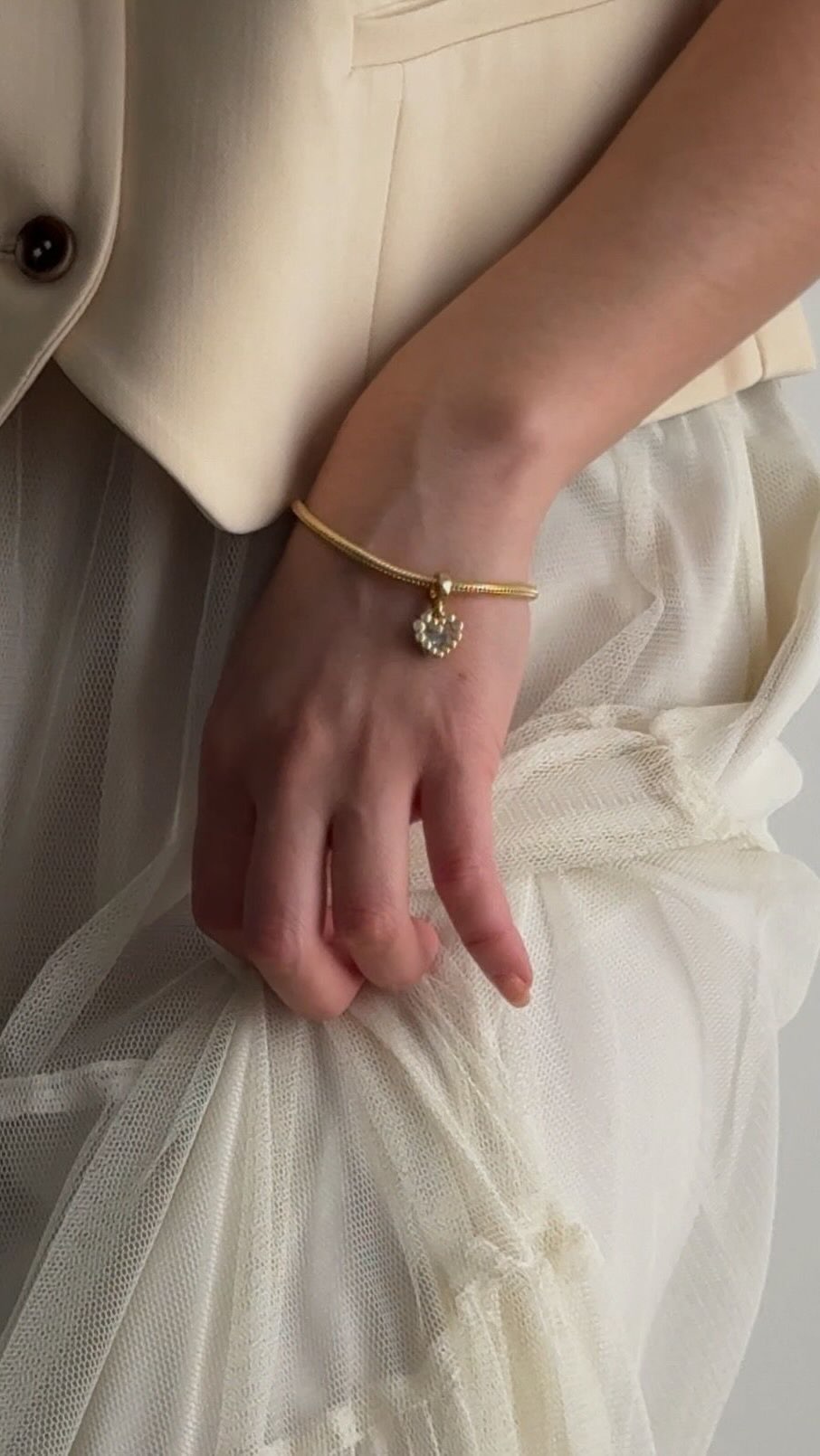 Instagram post by @chelseyamaro for Pandora. Caption reads: Cherishing every moment of this season and....