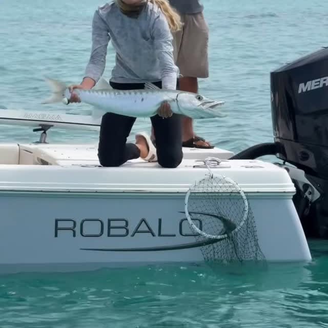 Instagram post by @midwestfishergal for Discover Boating. Caption reads: There’s nothing like being on the water, whether....