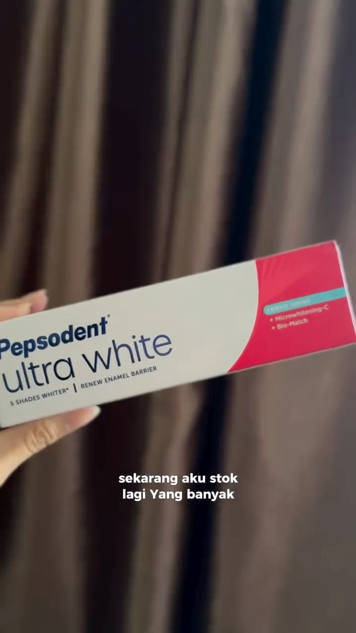 Instagram post by @abigail.pingkan for Tanya Pepsodent. Caption reads: My smile secret? Pepsodent Ultra White 💙
With....