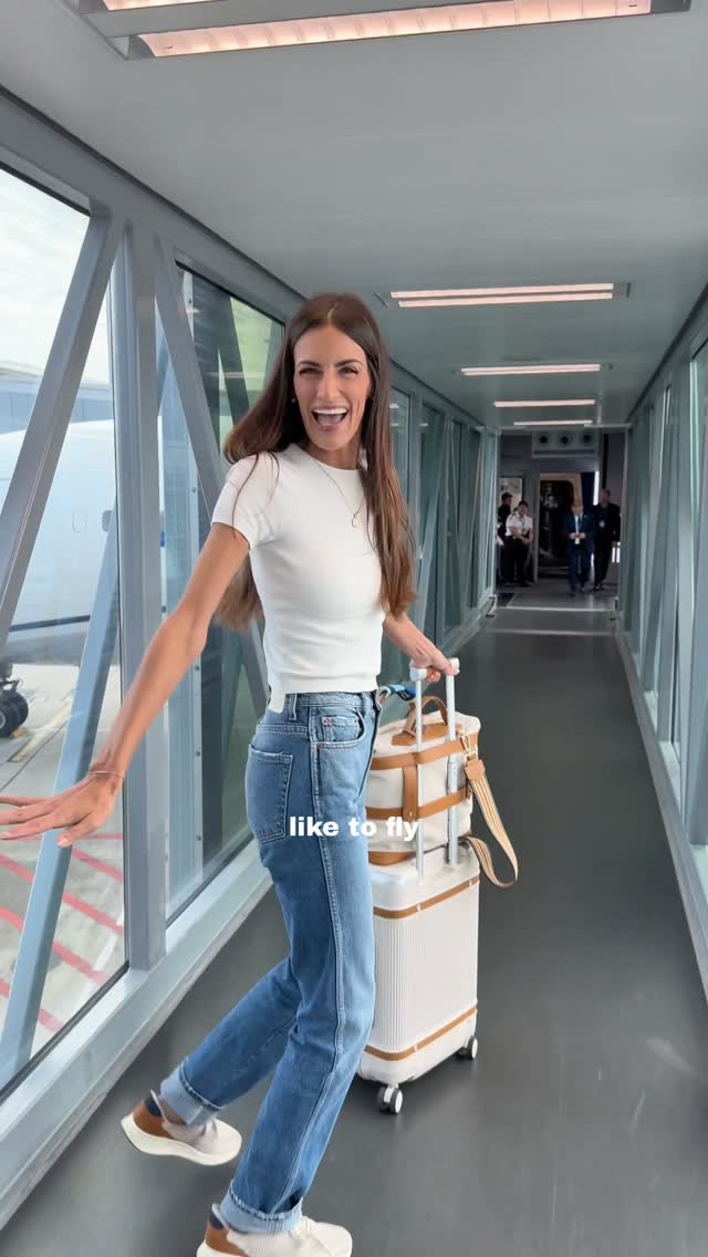 Instagram post by @laxtoluxury for United Airlines. Caption reads: What it’s like to fly between THREE countries on....