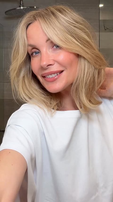 Instagram post by @livjudd for Aveda. Caption reads: [...] 🦁 the best second day hair trick using....