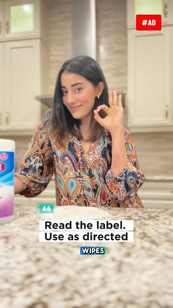 Instagram post by @the.girl.in.the.city_ for Clorox. Caption reads: ~ @clorox_canada 

Clorox Disinfecting Wipes are....
