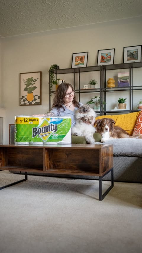 Instagram post by @hercozycrew for Bounty Paper Towels. Caption reads: [...] pets... it's a good thing we have....