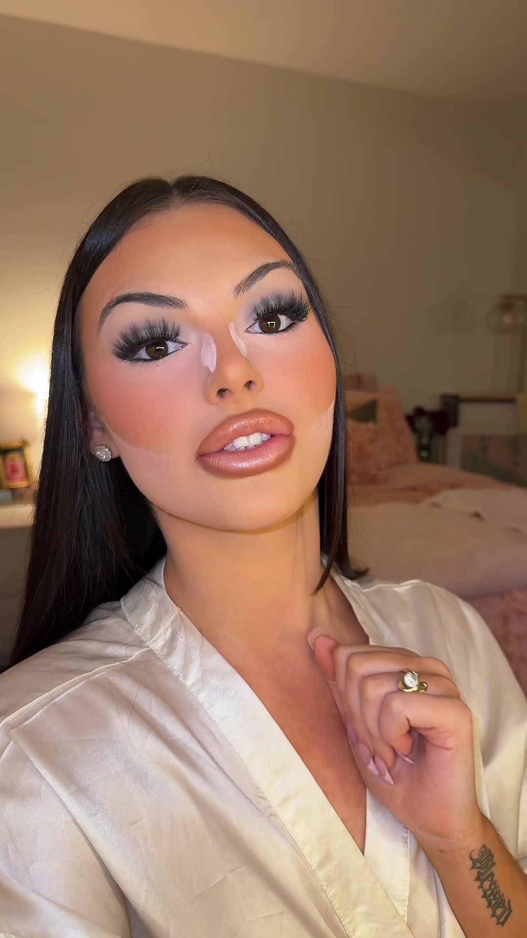 TikTok post by @amandacardinal17 for Lilly Lashes. Caption reads: the way i feel literally STUNNING rn do yourself a....