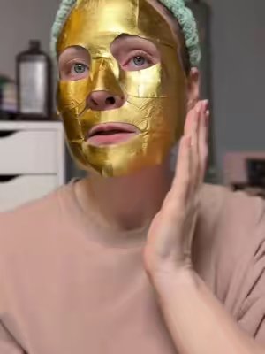 TikTok post by @valb429 for Cocomint Beauty. Caption reads: cocomintbeauty - The Korean Foil Mask | insulating....