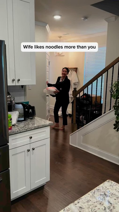 Instagram post by @james_with_kayla for Anolon. Caption reads: Beef curry udon for a tired wife #AnolonPartner....