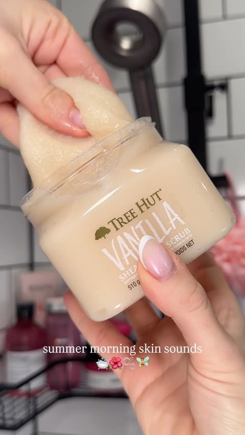 Instagram post by @blueusual for Treehut. Caption reads: [...] toast foaming body wash* @treehut vanilla....