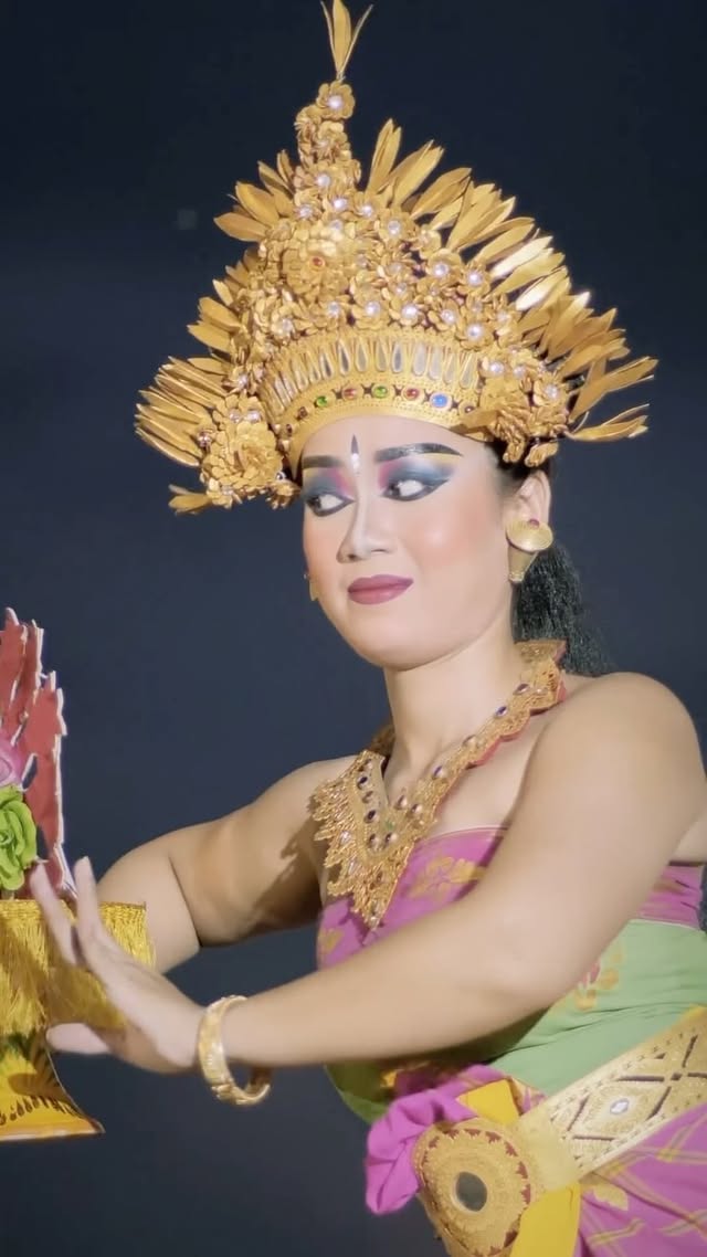 Instagram post by @ripcurlschoolofsurf for Starboard. Caption reads: Embark on an epic journey with Team Starboard at....