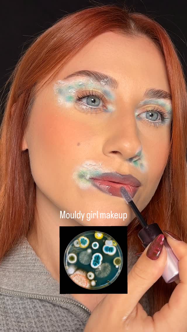 Instagram post by an influencer for KALEIDOS. Caption reads: [...] eyeshadow palettes*giftad @kaleidosmakeup....
