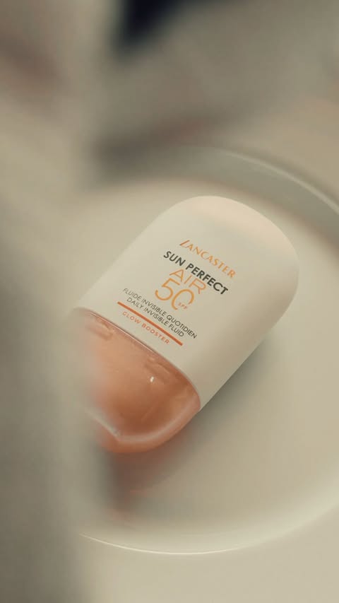 Instagram post by @mossonyi for Lancaster Beauty. Caption reads: [...] sun. Available at @lookfantastic....