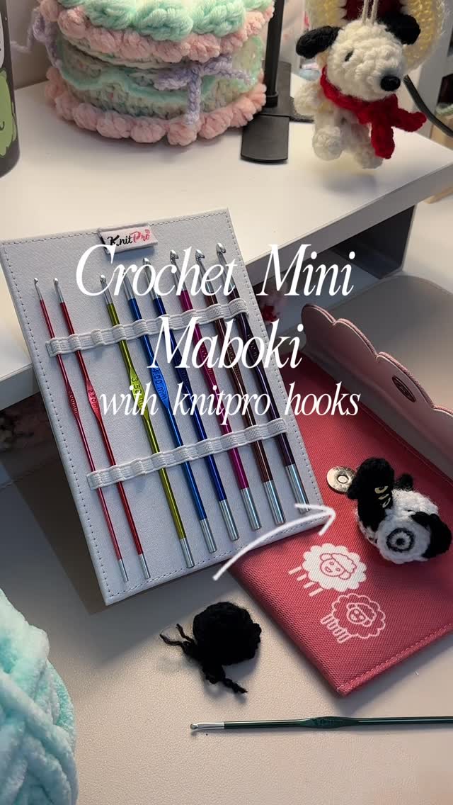 Instagram post by @ameizingartusa for KnitPro. Caption reads: Zing hook set by @knitproeu is perfect for....