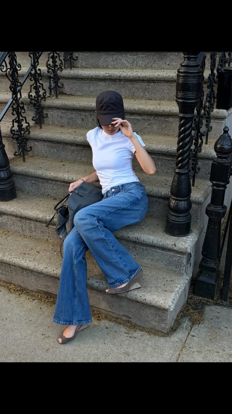 Instagram post by @judyyoo17 for GOOD AMERICAN. Caption reads: [...] outbeats most! Cutest lowrise denim....