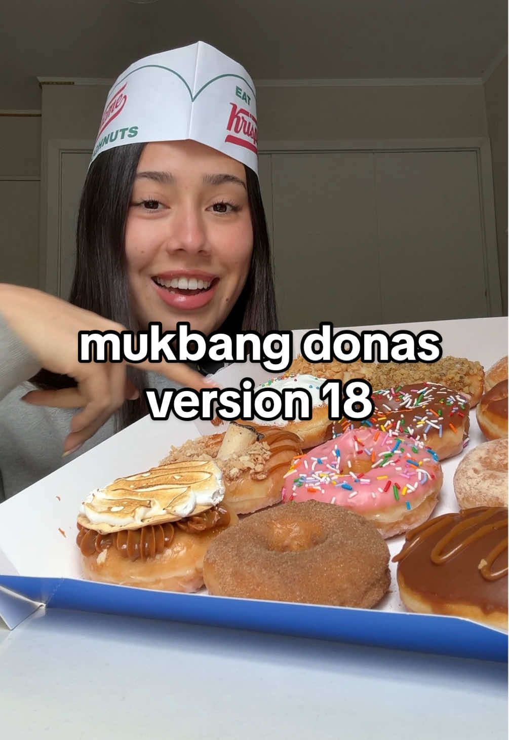 TikTok post by @anto.sepu for Krispy Kreme. Caption reads: probando donas version 18 de sept🇨🇱(perdon por....