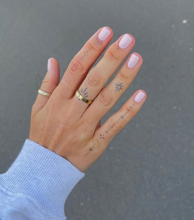 Instagram post by @meganmargotevans for Bio Sculpture. Caption reads: Shade - Transparent Beauty @biosculpturegelgb 💌....