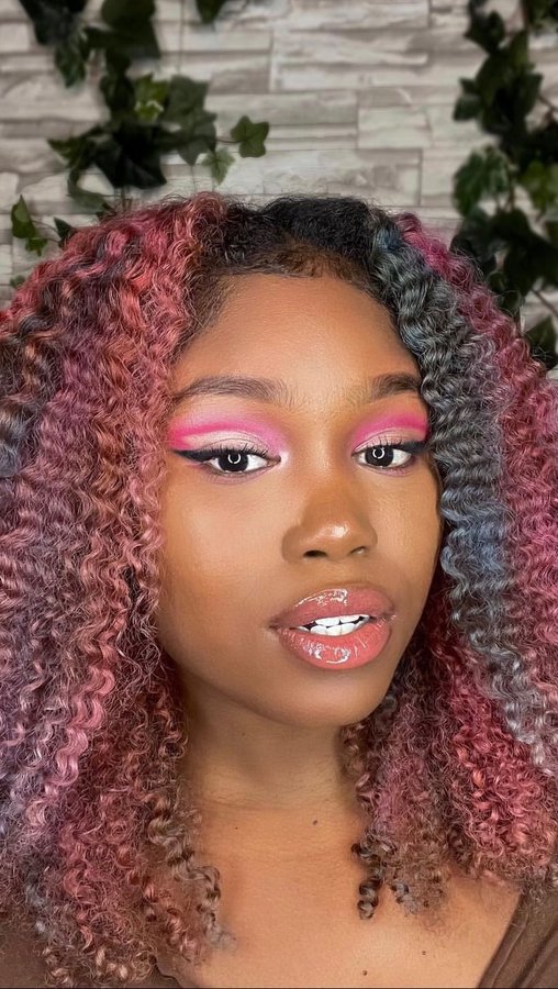 Instagram post by @jessridleyy for En Love Beauty. Caption reads: Let’s do a braid out using @enlovebeauty 😍....