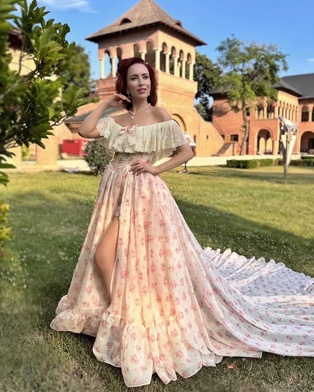 Instagram post by an influencer for Lacemade. Caption reads: [...] 𝑫𝒓𝒆𝒔𝒔🧚🏼‍♀️✨ from @lacemadeofficial....