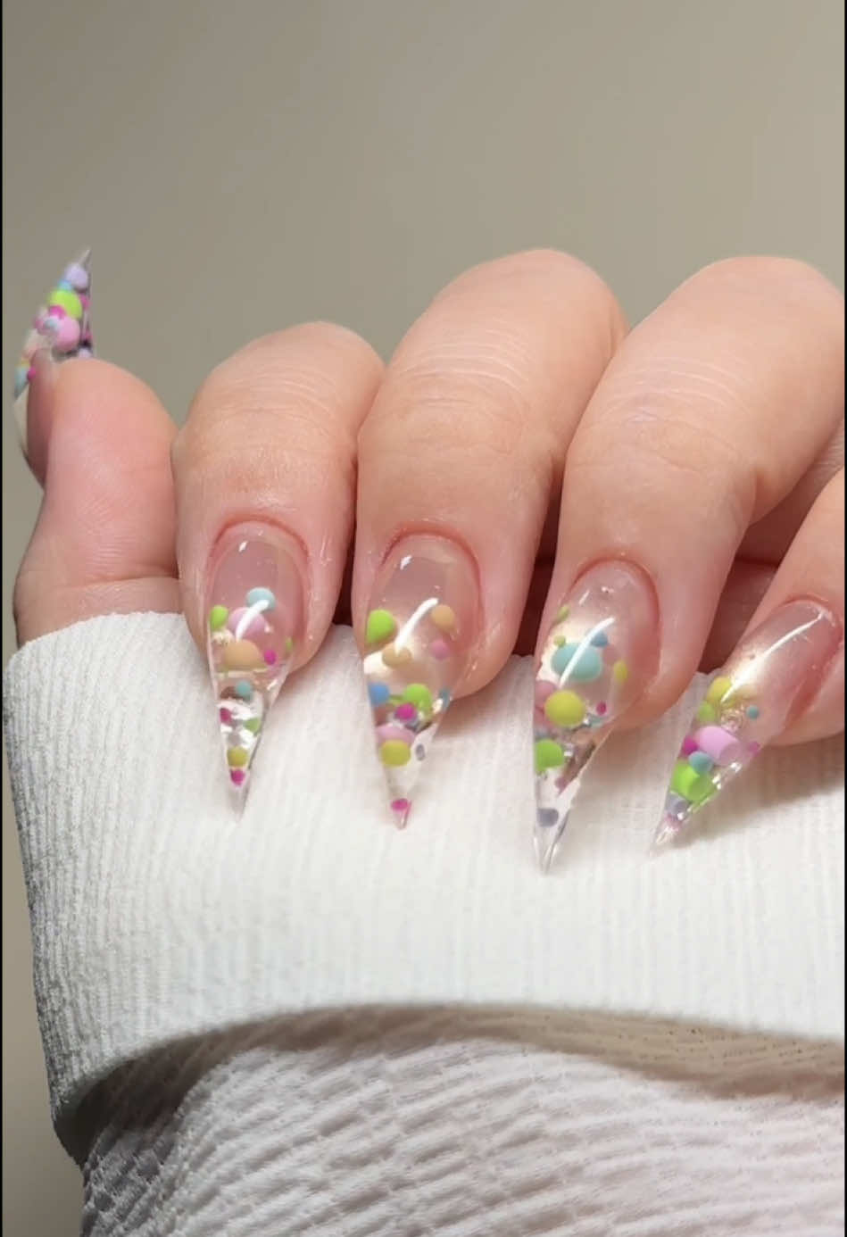 TikTok post by @vankinails for BORN PRETTY. Caption reads: [...] Cat Eye Gel Set - Romance Series • BORN....