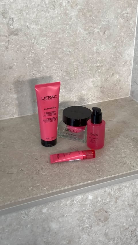 Instagram post by @acrigiulia23 for Lierac. Caption reads: #adv @lierac_italia Glow morning routine 🤍.
