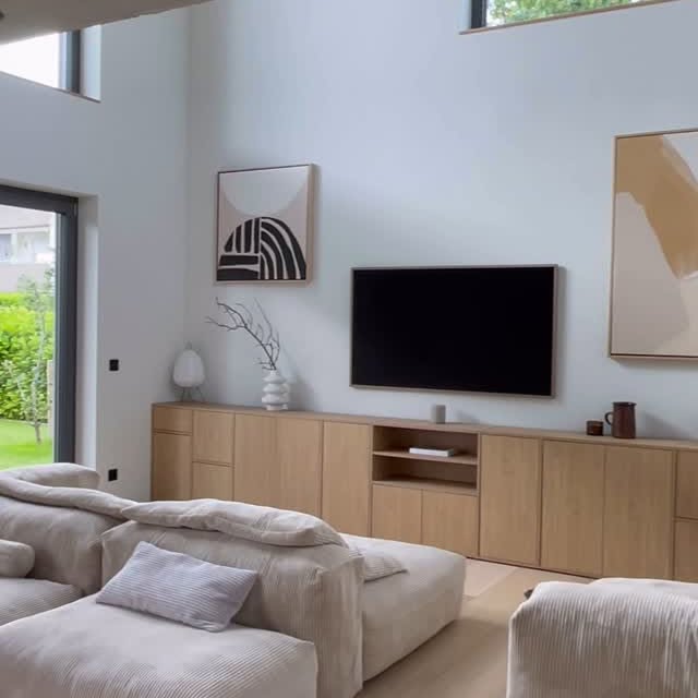 Instagram post by @architectural_fank for Vetsak. Caption reads: Team afternoon nap?
Since we became parents, we....