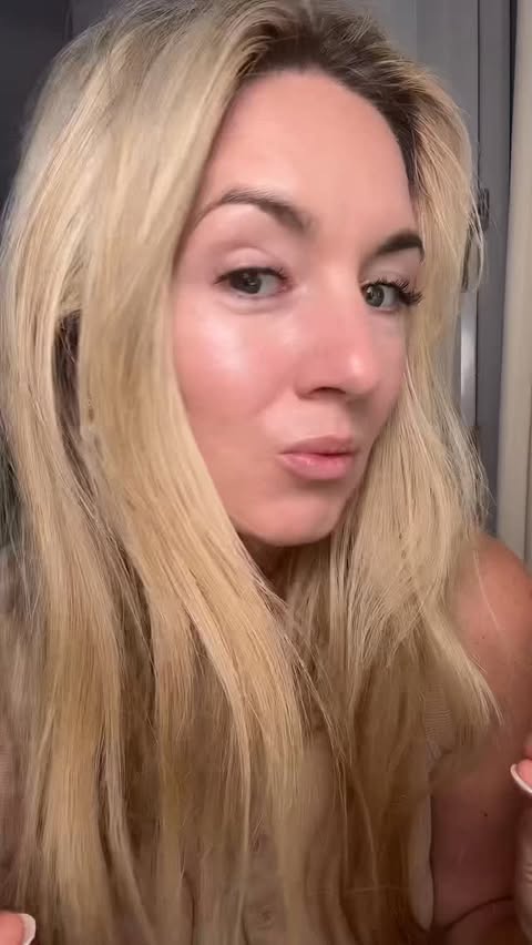 Instagram post by @itsmolliesworld for BPerfect Cosmetics. Caption reads: [...] using some of my favourites from....
