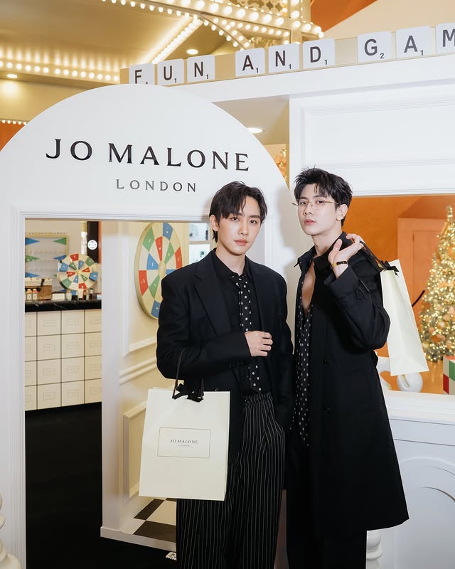 Instagram post by @bonnadol for Jo Malone London. Caption reads: [...] Jo Malone London ยกขบวนของขวัญผ่านกลิ่นหอม....