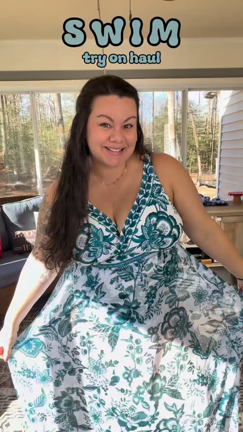 Instagram post by @jayleneaubrey for BloomChic. Caption reads: [...] as well. 🌞

🔗 on my LTK or find on....