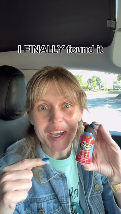 Instagram post by @shellyraycreates for 5-hour ENERGY. Caption reads: [...] before it disappears again 🏃‍♀️💨....