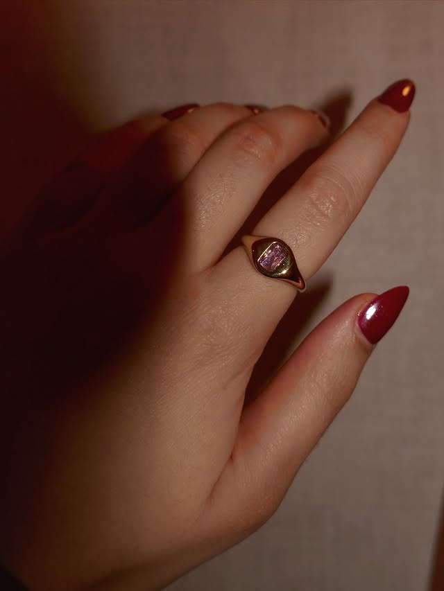 Instagram post by @hattie.rose.xo for Atolea Jewelry. Caption reads: [...] for everyday wear jewellery from....