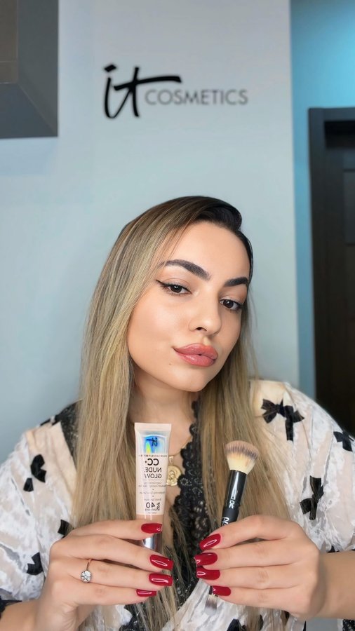 Instagram post by @zaalishvili_zalina for IT Cosmetics. Caption reads: POV: CC+ Cream + Complexion Perfection Brush #7 =....