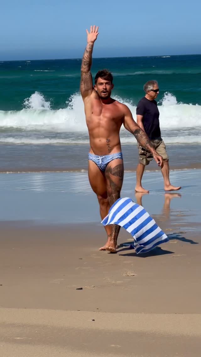 Instagram post by @jacobs_90 for Runaway The Label. Caption reads: Was very windy 😜💨.