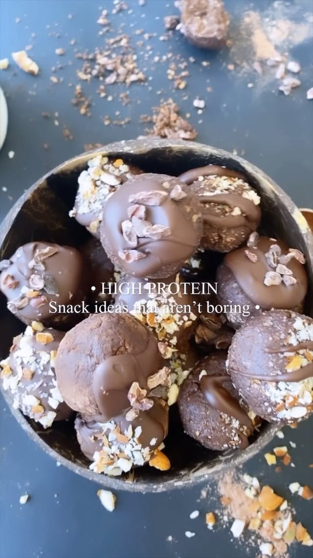 Instagram post by @nourishinglydelicious for Coconut Bowls. Caption reads: HIGH PROTEIN SNACKS 
THAT AREN’T BORING 🍫💪🏽....