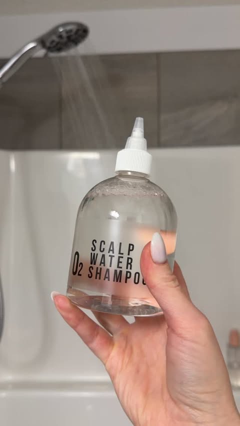 Instagram post by @nazarukvitaa for Alivelab. Caption reads: [...] of fresh air for your scalp with....